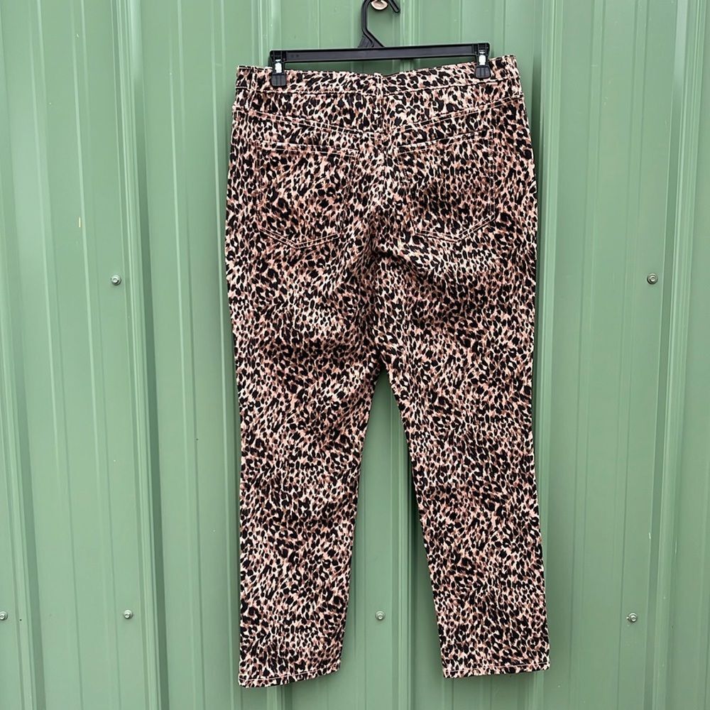 Women's Plus Core Denim Straight Leg Jeans Pants Leopard Print Size 14W - Picture 3 of 9